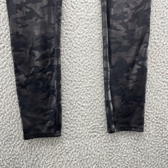 Spanx Black Camo Faux Leather‎ Shaping Slimming Leggings Size Medium High Rise - Picture 4 of 13